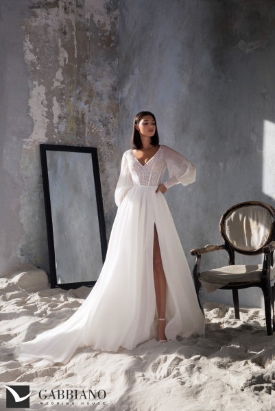 свадебное платье «Аина» коллекции «Glow» | Gabbiano